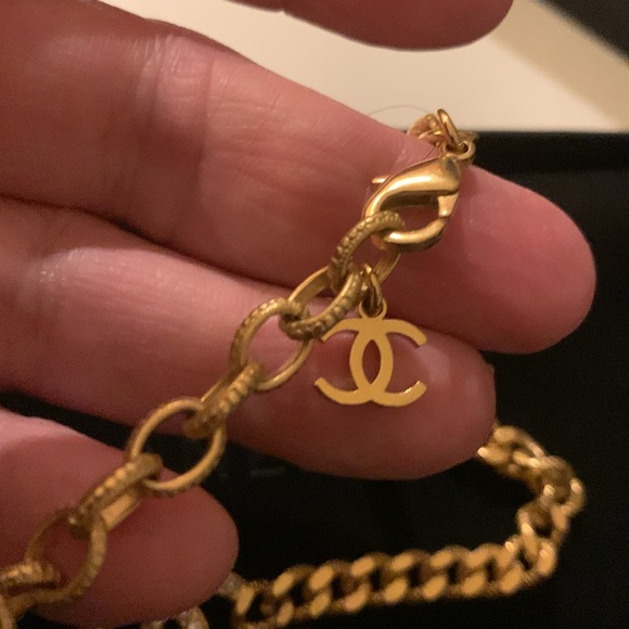 2024 Beautiful Chanel Chocker with thick chain - Picture 2 of 10